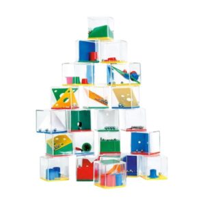 Juego de habilidad cúbico con canicas